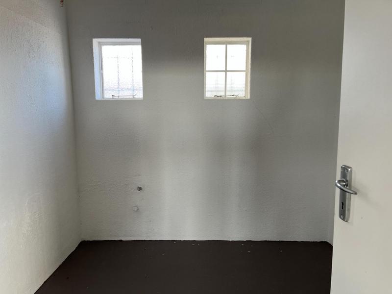 To Let Commercial Property for Rent in Maitland Western Cape